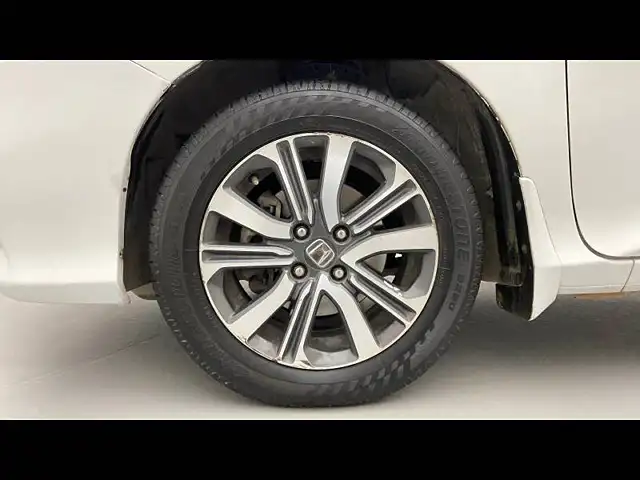 Used Honda City 4th Generation V CVT Petrol [2017-2019] in Hyderabad