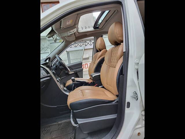 Used Mahindra XUV500 W11(O) [2018-2020] in Kolkata