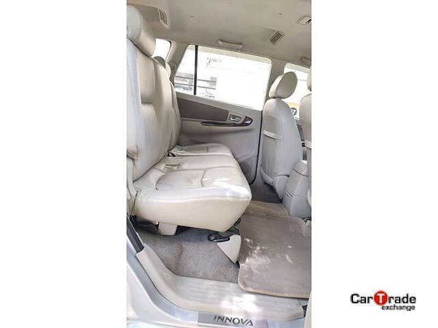 Used Toyota Innova [2009-2012] 2.5 VX 8 STR BS-IV in Hyderabad