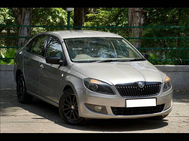 Used Skoda Rapid [2015-2016] 1.6 MPI Style Plus Black Package in Delhi