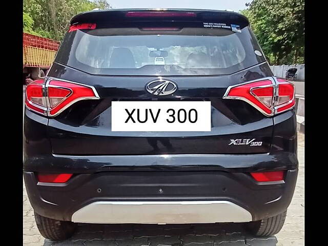 Used Mahindra XUV300 [2019-2024] 1.5 W4 [2019-2020] in Kanpur