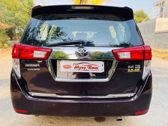 Used Toyota Innova Crysta [2016-2020] 2.4 G 7 STR [2016-2017] in Ahmedabad