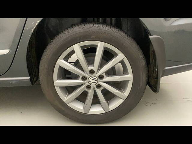 Used Volkswagen Vento [2015-2019] Highline Plus 1.5 AT (D) 16 Alloy in Mumbai