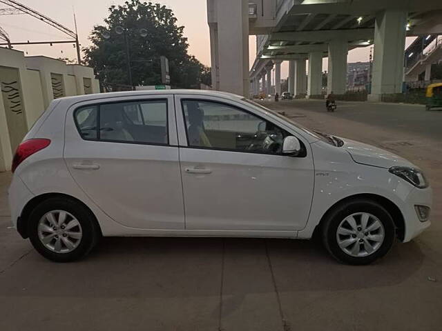 Used Hyundai i20 [2010-2012] Sportz 1.2 BS-IV in Ahmedabad