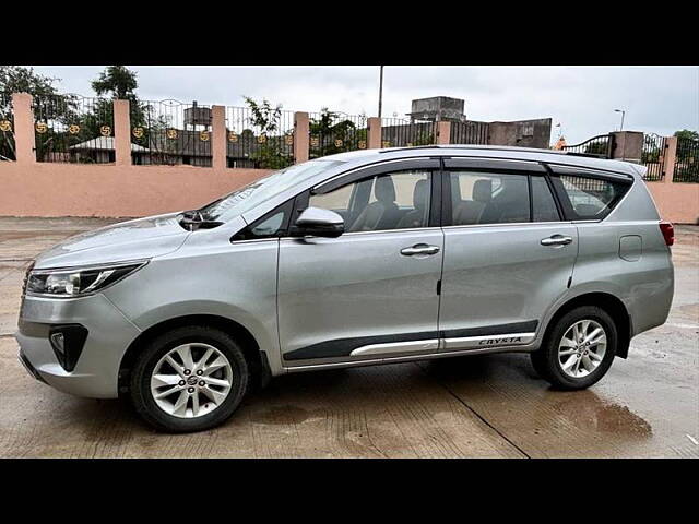 Used Toyota Innova Crysta [2016-2020] 2.8 GX AT 7 STR [2016-2020] in Vadodara