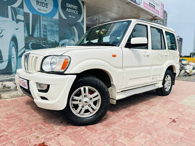 Used Mahindra Scorpio [2009-2014] VLX 2WD BS-IV in Ahmedabad