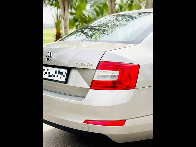 Used Skoda Octavia [2013-2015] Elegance 2.0 TDI AT in Mohali