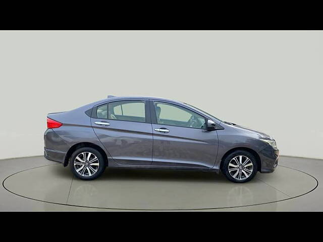 Used Honda City 4th Generation V Petrol [2017-2019] in Ahmedabad