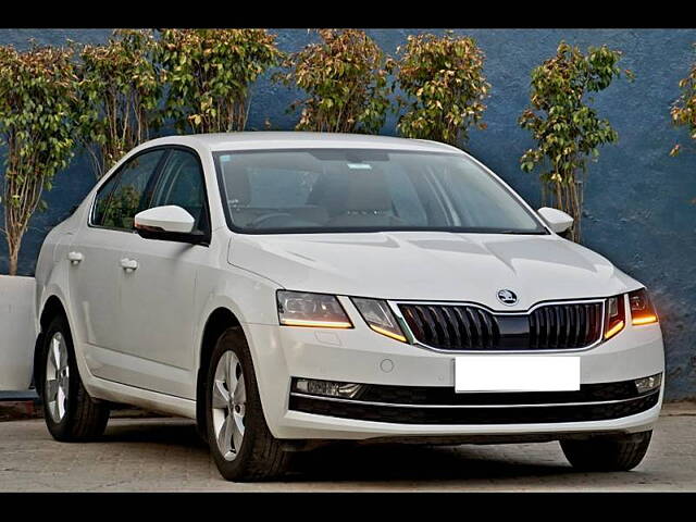 Used Skoda Octavia [2017-2021] 1.8 TSI Style Plus AT [2017] in Delhi