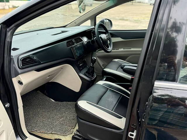 Used Mahindra Marazzo [2018-2020] M8 8 STR in Faridabad