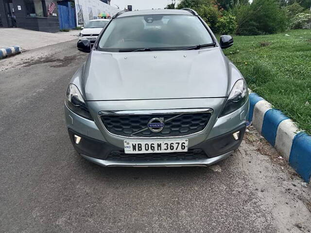 Used 2015 Volvo V40 Cross Country in Kolkata