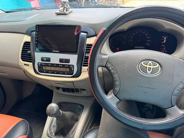 Used Toyota Innova [2009-2012] 2.5 VX 8 STR BS-IV in Hyderabad