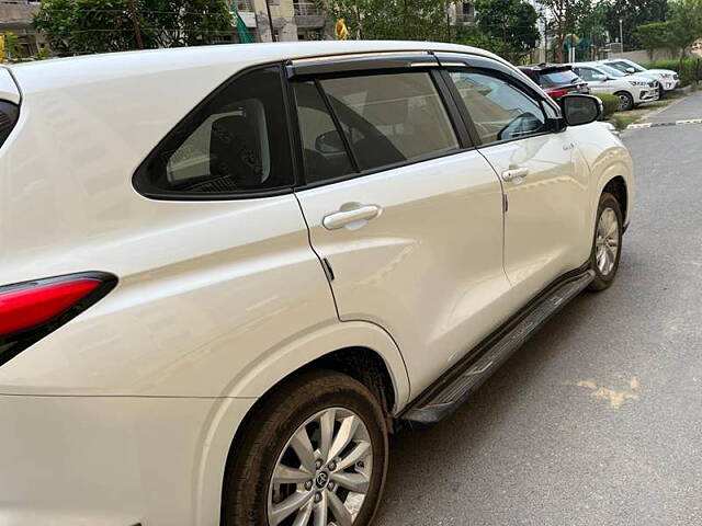 Used Toyota Innova Hycross VX (O) Hybrid 7 STR in Delhi