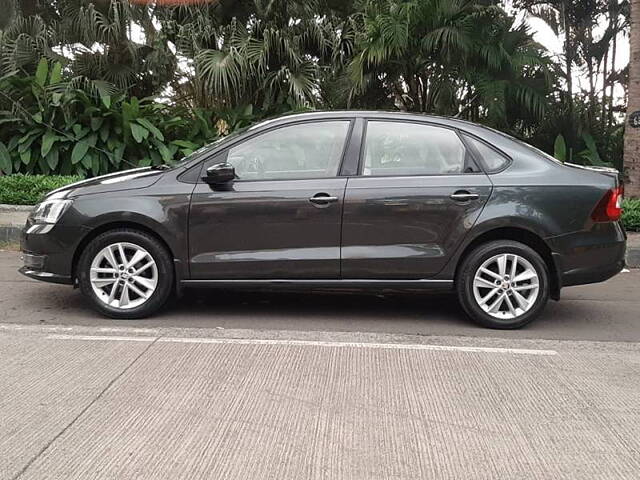 Used Skoda Rapid Style 1.6 MPI in Mumbai