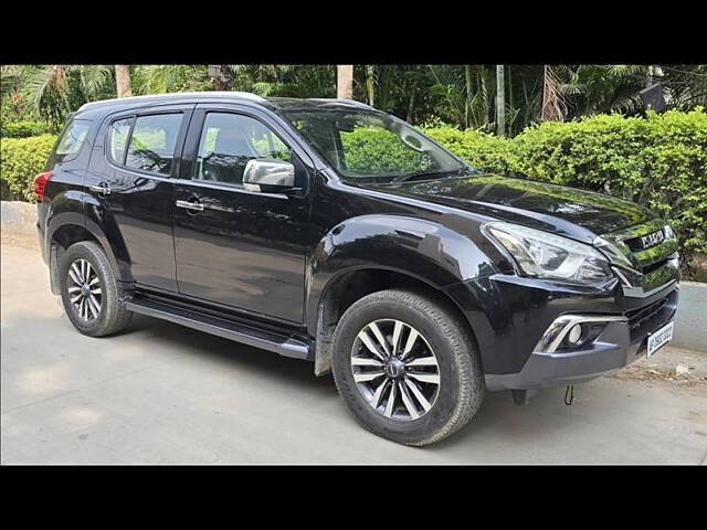 Used Isuzu MU-X [2017-2018] 4x4 in Hyderabad