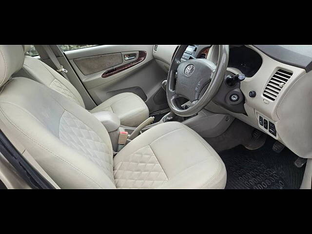 Used Toyota Innova [2009-2012] 2.5 VX 8 STR BS-IV in Mumbai