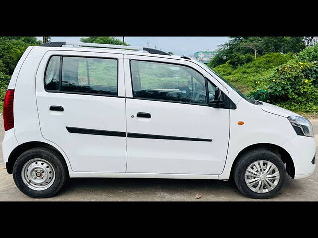 Used Maruti Suzuki Wagon R 1.0 [2010-2013] LXi CNG in Vadodara