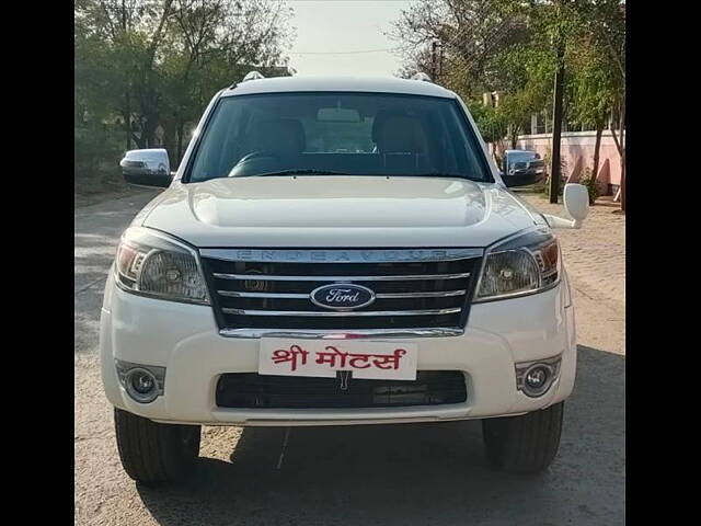 Used 2013 Ford Endeavour in Indore