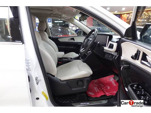 Used Mahindra XUV700 AX 7 Petrol AT Luxury Pack 7 STR [2021] in Bangalore