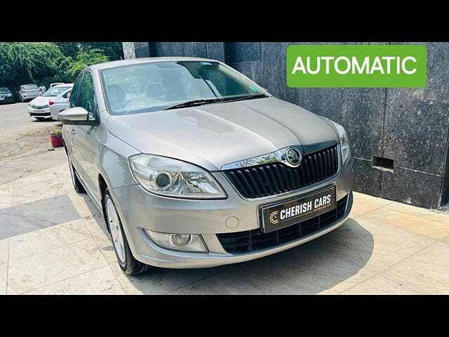 Used Skoda Rapid Ambition 1.6 MPI AT in Delhi