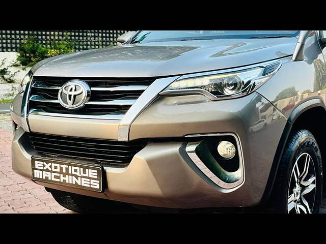 Used Toyota Fortuner [2012-2016] 4x2 AT in Lucknow