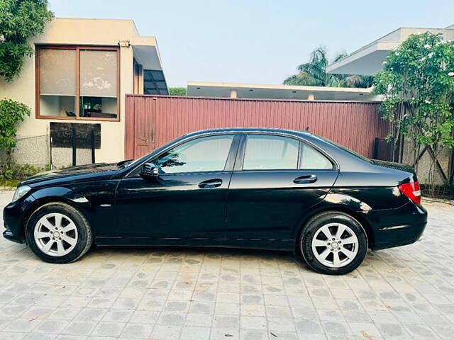 Used Mercedes-Benz C-Class [2011-2014] 220 BlueEfficiency in Ahmedabad