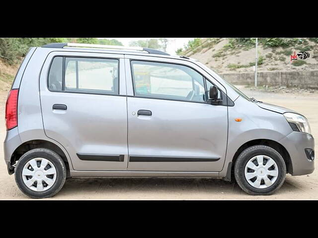 Used Maruti Suzuki Wagon R 1.0 [2014-2019] LXI in Ahmedabad