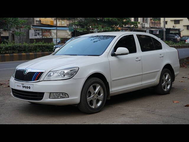 Used Skoda Laura Elegance 2.0 TDI CR AT in Nashik