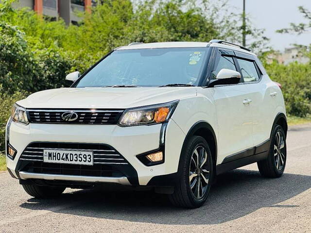 Used Mahindra XUV300 [2019-2024] 1.5 W8 (O) AMT [2019-2020] in Nashik