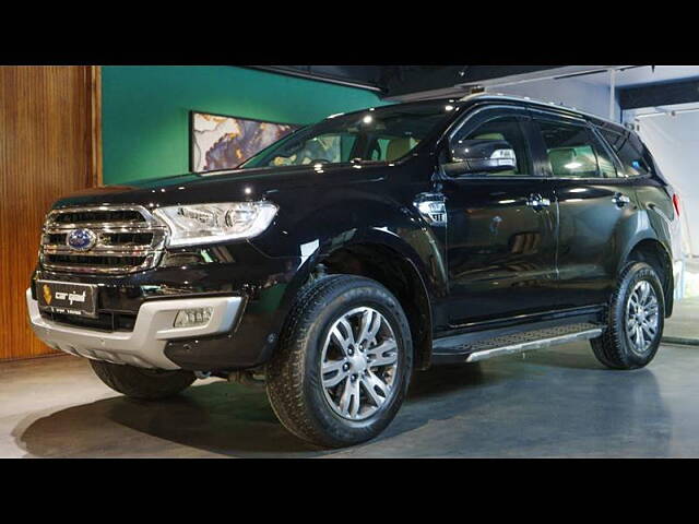 Used Ford Endeavour [2016-2019] Titanium 3.2 4x4 AT in Delhi