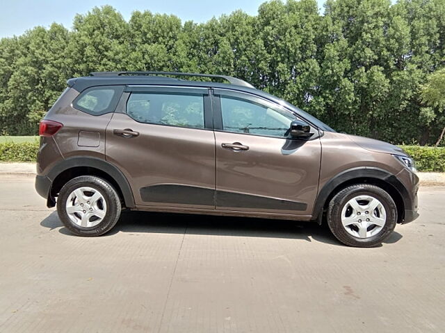 Used 2022 Renault Triber in Ahmedabad