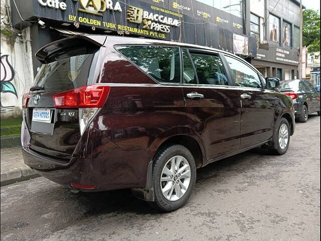 Used Toyota Innova Crysta [2016-2020] 2.4 V Diesel in Kolkata