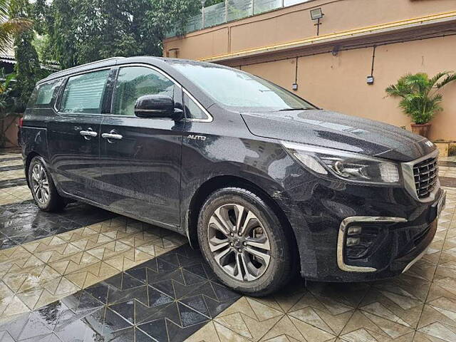 Used 2022 Kia Carnival in Mumbai