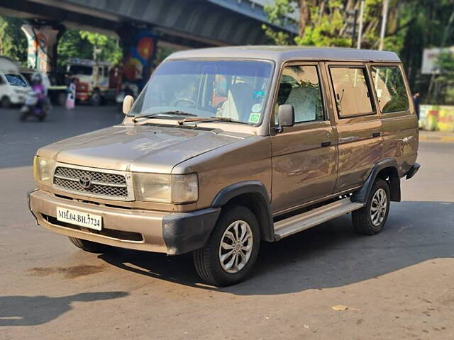 Used Toyota Qualis [2002-2004] GS G1 in Mumbai