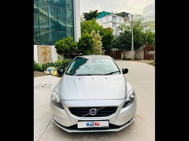 Used Volvo V40 [2016-2019] D3 Kinetic in Hyderabad