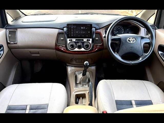 Used Toyota Innova [2015-2016] 2.5 GX BS IV 8 STR in Agra