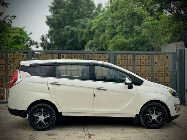 Used Mahindra Marazzo [2018-2020] M2 8 STR in Ahmedabad