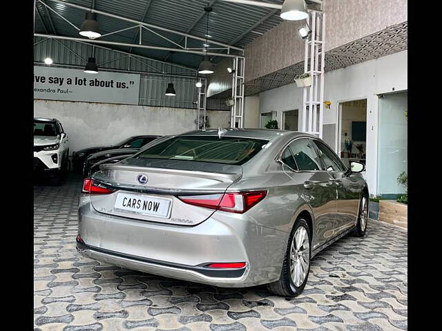 Used Lexus ES 300h [2018-2020] in Hyderabad