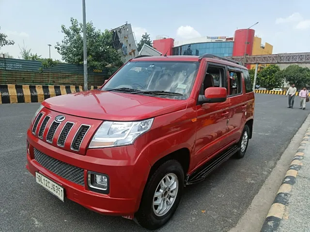 Used 2016 Mahindra TUV300 in Delhi