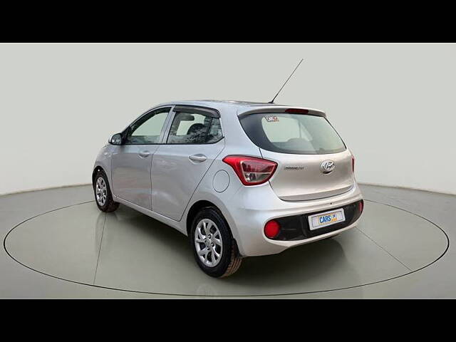 Used Hyundai Grand i10 Magna 1.2 Kappa VTVT in Ahmedabad