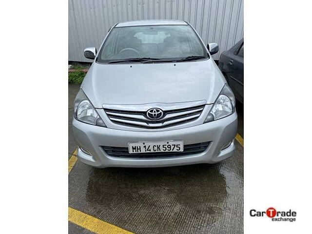 Used 2011 Toyota Innova in Pune