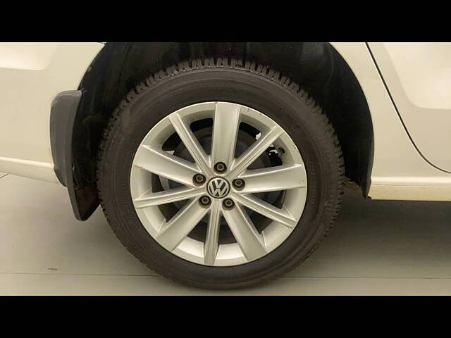 Used Volkswagen Vento [2015-2019] Highline Plus 1.2 (P) AT 16 Alloy in Mumbai