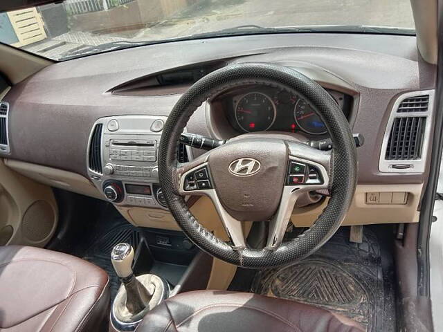 Used Hyundai i20 [2010-2012] Sportz 1.4 CRDI in Hyderabad