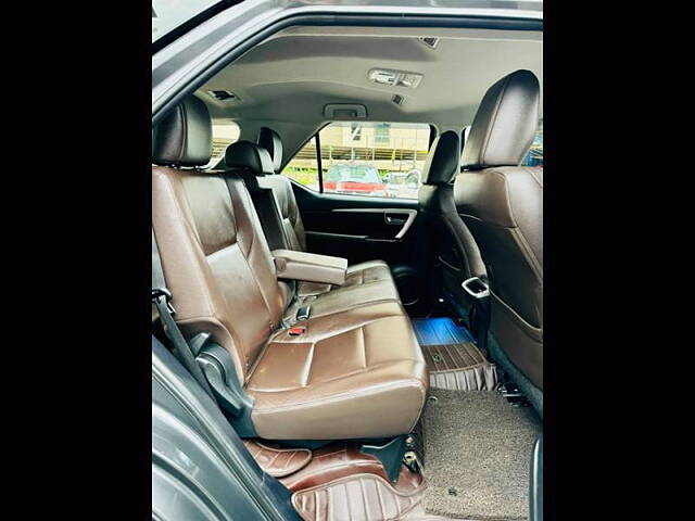 Used Toyota Fortuner [2016-2021] 2.8 4x2 AT [2016-2020] in Mumbai