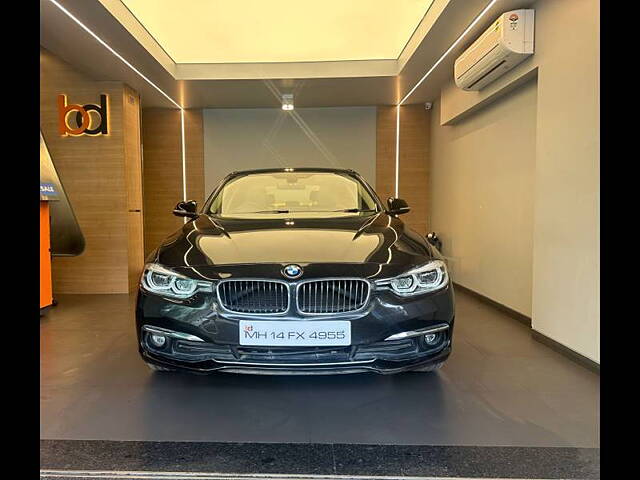 2017 BMW 3 Series 320d Luxury Line