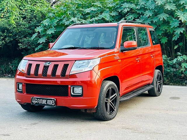 Used Mahindra TUV300 [2015-2019] T8 AMT mHAWK100 in Delhi