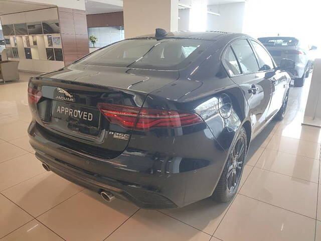 Used Jaguar XE SE in Gurgaon