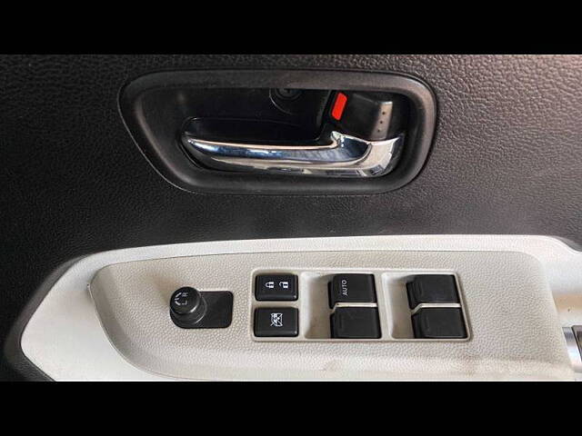 Used Maruti Suzuki Ignis [2017-2019] Delta 1.2 MT in Hyderabad