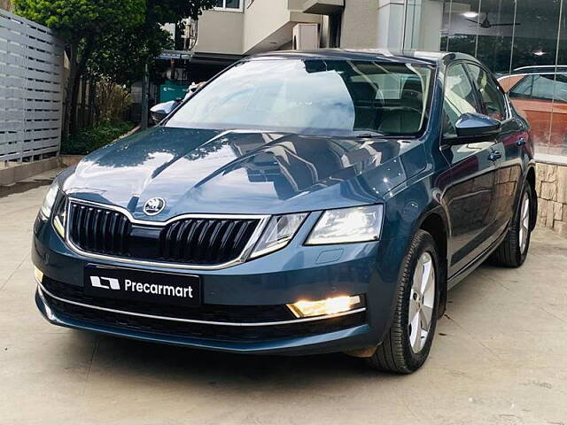 Used Skoda Octavia [2017-2021] 1.8 TSI Style Plus AT [2017] in Bangalore