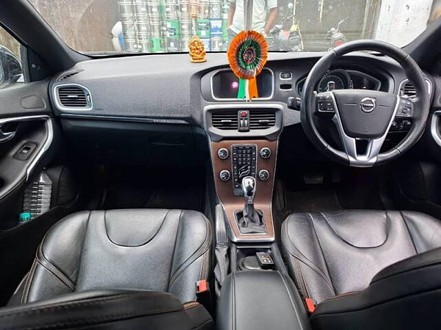 Used Volvo V40 Cross Country [2013-2016] D3 in Pune